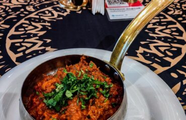 Puré de berenjenas, espinacas y tomates (Maha Baingan)
