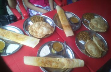 Crepes de arroz y urad (Doṣā / Dosa)