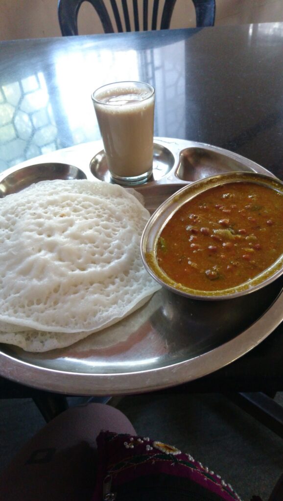 Appam is a South Indian pancake dish, made with fermented rice batter and coconut milk, common in the South Indian states of Kerala, Karnataka and Tamil Nadu as well as in Sri Lanka. Kadala curry is Kerala style black chickpea curry made using grated fresh coconut and a few spices. Kattan Chai It is a tea brewed with mixed spices and tea leaves. (milk is optional)